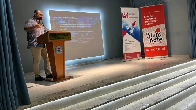 GÜ’de "Geleceğin Meslekleri" Temalı Bilim Kafe Etkinlikleri Gerçekleştirildi