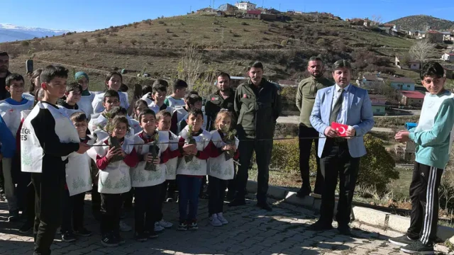 Gümüşgöze’de Her Fidana Bir Kahramanın İsmi Verildi