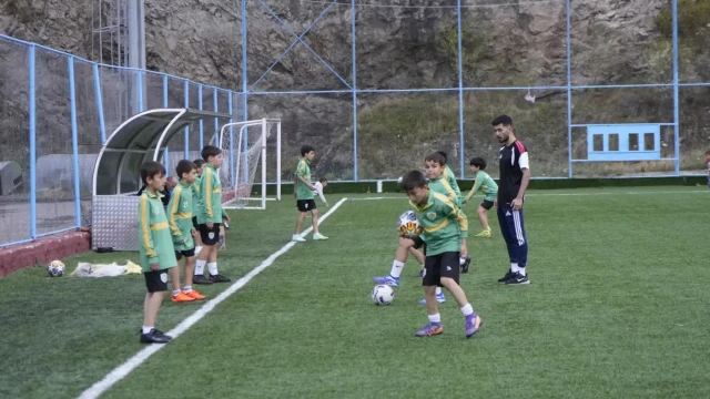 Gümüşhane Amatör Futbolunda Alarm: “Destek Yoksa Lig de Yok!” — Fotoğraf 2