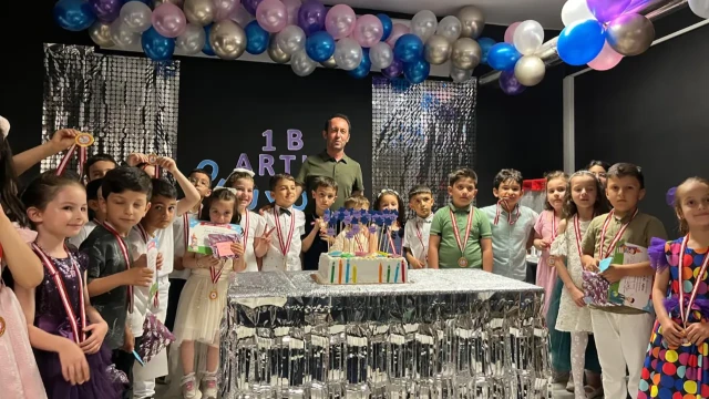 Gümüşhane Aysın Rafet İlkokulunda Okuma Bayramı Etkinliği Düzenlendi