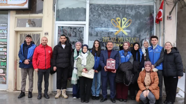Gümüşhane Gençlik Merkezi’nden yarım asırlık zanaatkâra vefa ziyareti