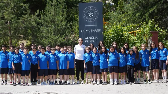 Gümüşhane Hentbolunda Tarihi İlk: Miniklerimiz Türkiye Şampiyonası'nda