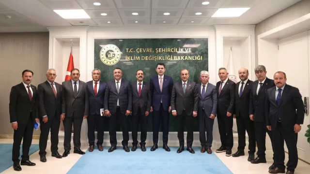 Gümüşhane Heyetinden Bakan Kurum ile Kritik Zirve!