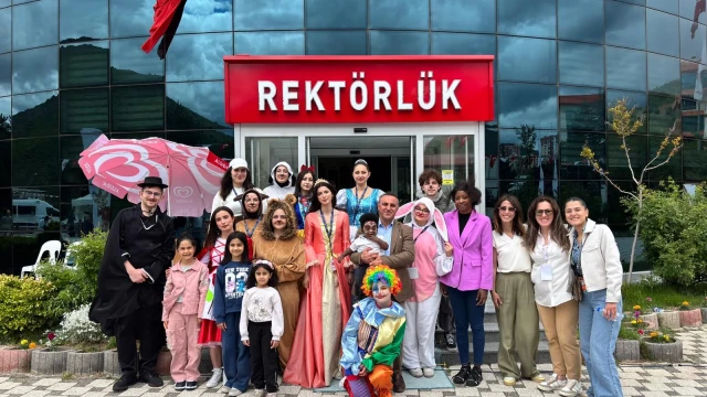 Gümüşhane Üniversitesinde İkinci Çocuk Oyun Şenliği Coşkusu
