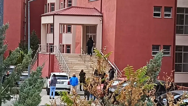 Gümüşhane Üniversitesi'nde silahlı rehine krizi sona erdi