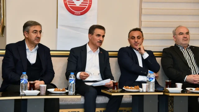 Gümüşhane Valisi Baruş, Türk İdare sisteminin bin yıllık serüvenini anlattı