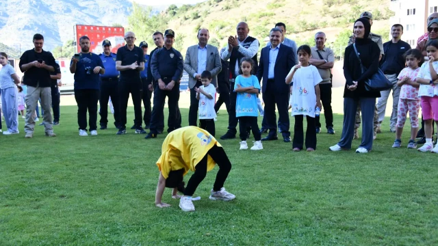 Gümüşhane Yenişehir Stadyumu Şenlik Alanına Döndü