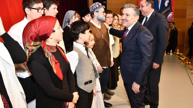 Gümüşhane'de 12 Mart Coşkusu: "Allah Bu Millete Bir Daha İstiklal Marşı Yazdırmasın"