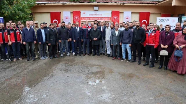 Gümüşhane’de DOKAP Destekli Tarımsal Ekipmanlar Çiftçilere Teslim Edildi