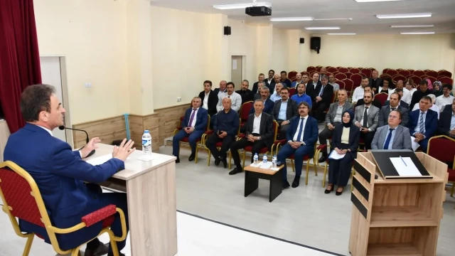 Gümüşhane’de Eğitim Yılının Değerlendirmesi Yapıldı: Müdürler Kurulu Toplandı