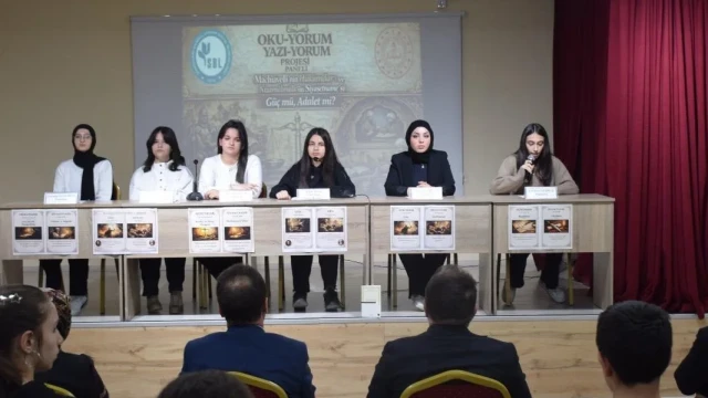 Gümüşhane’de Geleceğin Devlet Adamları Tarihin Bilgeliğiyle Buluştu