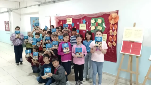 Gümüşhane'de Geleceğin Yazarları Yetişiyor! 7 Aylık Emeğin Ürünü Kitap Çıktı