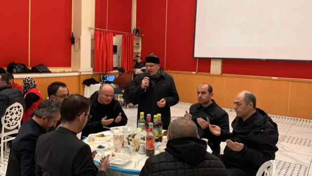 Gümüşhane’de Gönül Sofrası: Kızılay’dan 300 Kişilik "Anne Eli" İftarı