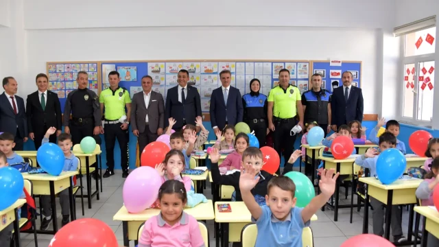 Gümüşhane'de ilköğretim haftası kutlandı