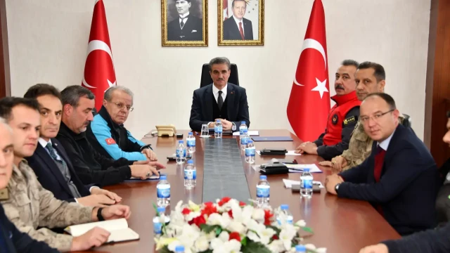 Gümüşhane’de Kış Alarmı! Vali Baruş’tan Kış Lastiği Uyarısı