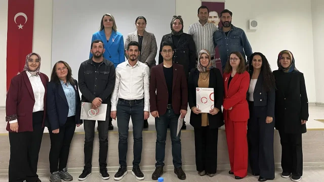 Gümüşhane’de Rehber Hemşirelik eğitimi düzenlendi