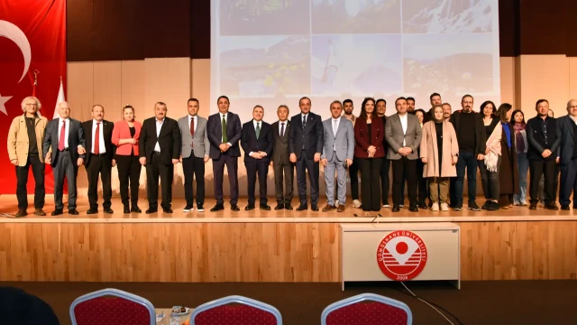 Gümüşhane’de TUREB heyeti şehrin turizm geleceği için bir araya geldi