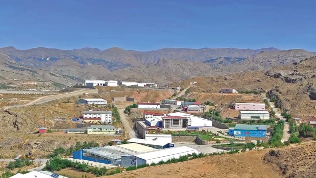 Gümüşhane’den Yatırımcılara Güçlü Mesaj: “OSB’lerde Fırsatlar Büyüyor, Yatırım Yapan Kazanıyor”