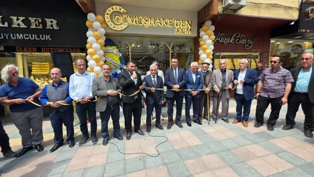Gümüşhaneden.com mağazası Atatürk Caddesi'nde törenle açıldı