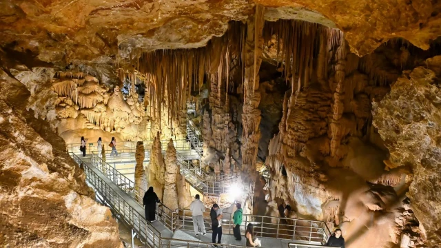 Gümüşhane'nin "Yeraltı Sarayı" 110 bin ziyaretçiyi ağırladı