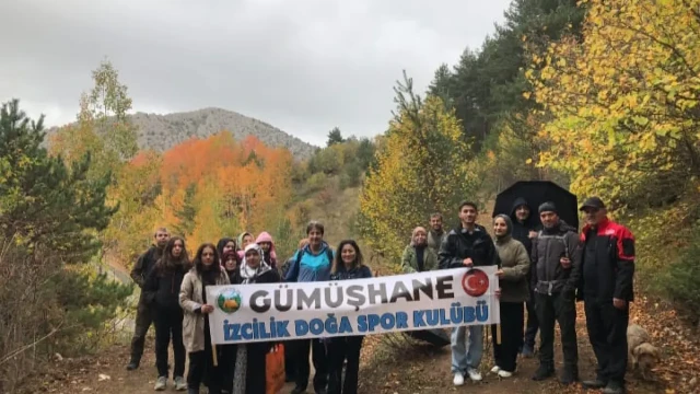 İzcilerden "Doğanın Büyüsüne Ortak Ol" yürüyüşü