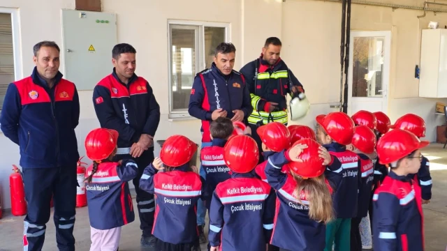 Kelkit Belediyesi’nden Miniklere Yangın Eğitimi