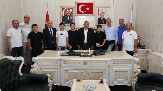 Kelkit’te LGS Gururu: Şampiyon Öğrenciler Ödüllendirildi