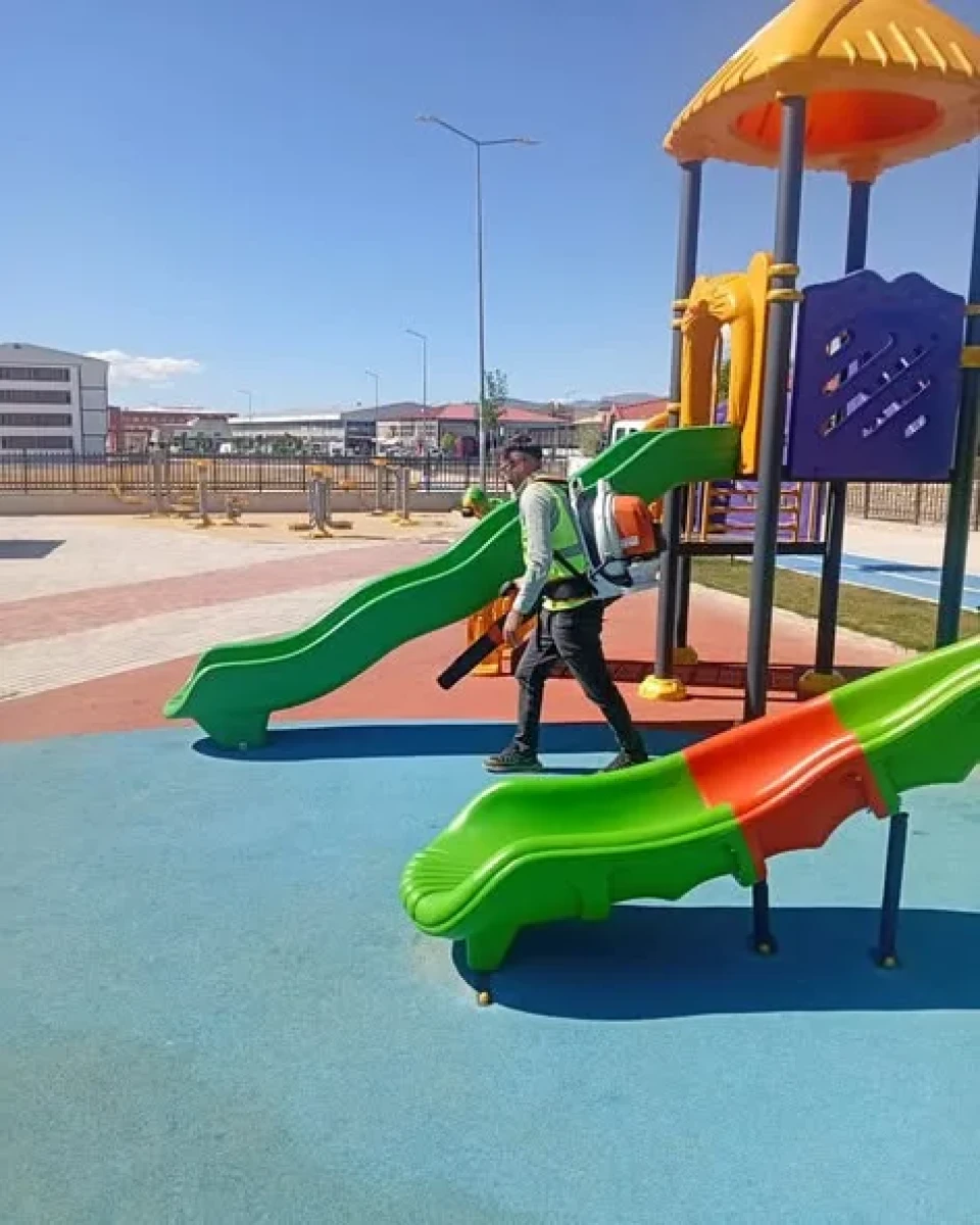 Kelkit’te Temizlik Çalışmalarına Yeni Ekipman Desteği
