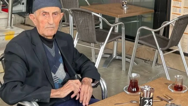 Kızılay Eski Başkanı Cevat Aygün Hayatını Kaybetti
