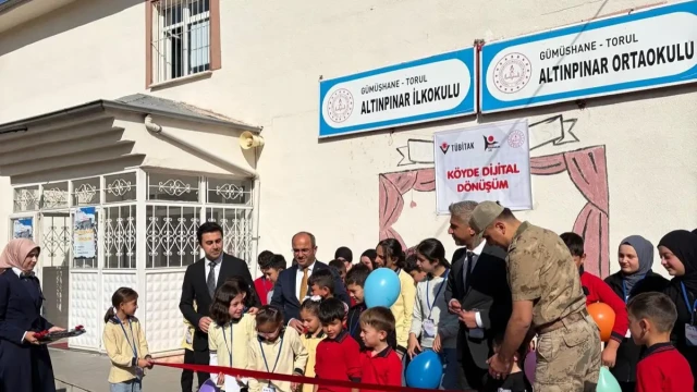 "Köyde Dijital Dönüşüm" Projesi Torul Altınpınar Ortaokulunda Tamamlandı — Fotoğraf 1