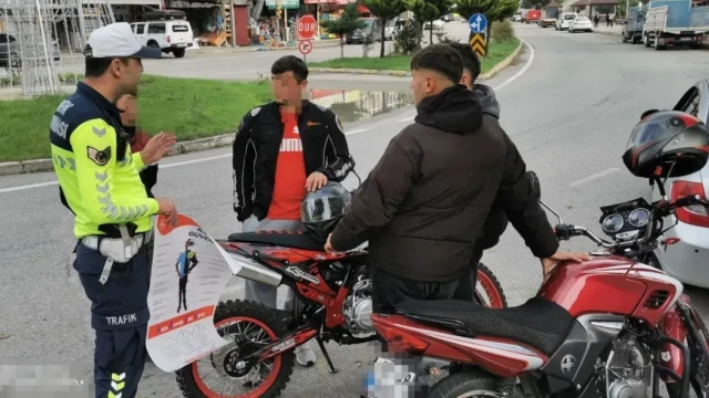 Kürtün’de Jandarmadan motosiklet sürücülerine güvenlik uyarısı
