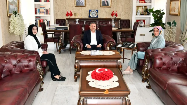 Mehir Aile Platformu Bölge Başkanı Songül İpek Bay Gümüşhane’de Temaslarda Bulundu