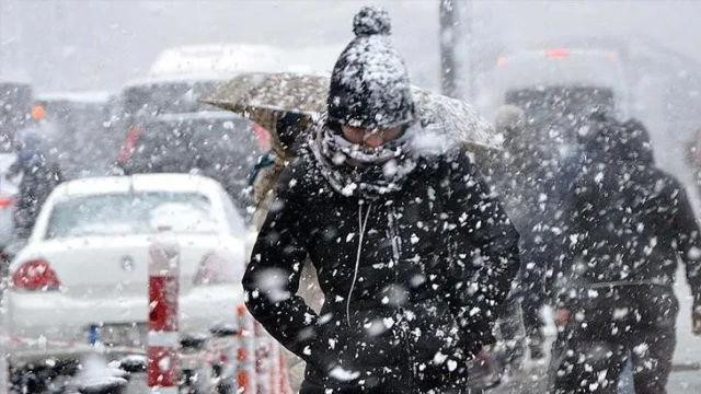 Meteoroloji’den Yoğun Kar, Valilik’ten kış lastiği uyarısı