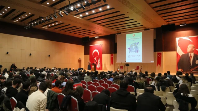 Öğrenci Kulüpleri Üniversitenin Sosyal Vizyonu İçin Buluştu