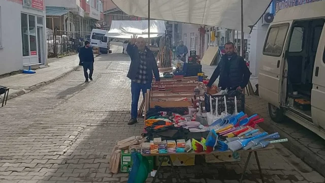 Özkan’dan Ekonomi Tepkisi: “Pazardaki Sessizlik Her Şeyi Anlatıyor”