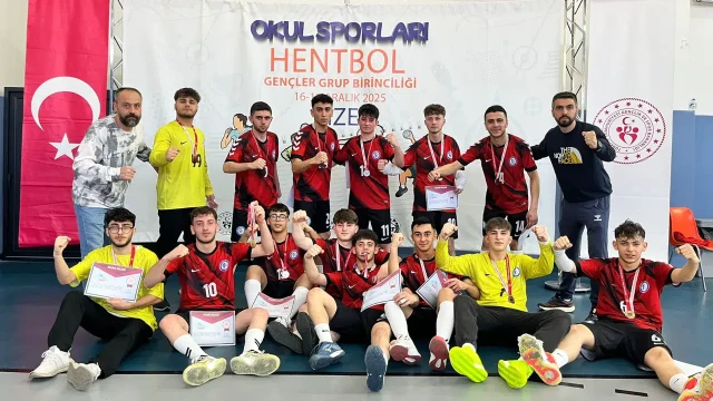 Rize'de Gümüşhane Fırtınası Esti!