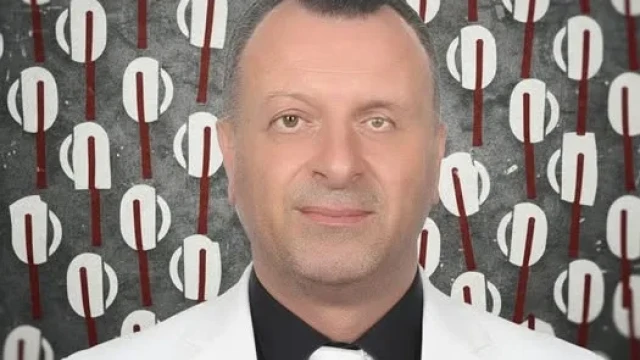 Tuncer: “Beyaz Baston Bağımsızlığın En Somut Nişanesidir”