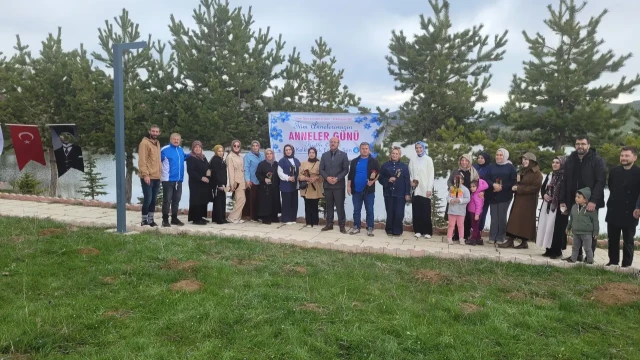 Türk Eğitim-Sen Kelkit Temsilciliği Ernek Yaylası’nda Anneler Günü Etkinliği Düzenledi