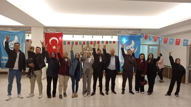 Ülkü Ocaklarından üniversite öğrencilerine coşkulu karşılama