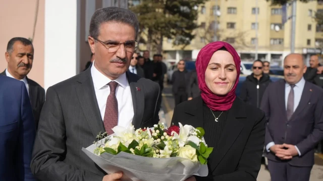 Vali Aydın Baruş Erzurum’da göreve başladı