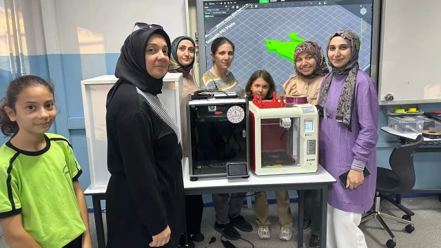 Yenilikçi Sınıflar Dijital Teknolojiler Kursu İl Genelinde Tamamlandı