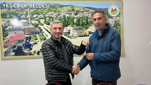 Yeşilbük Sosyal Yardımlaşma Derneği’nde Bayrak Değişimi: Zafer Canan’dan Vefa Dolu Veda!