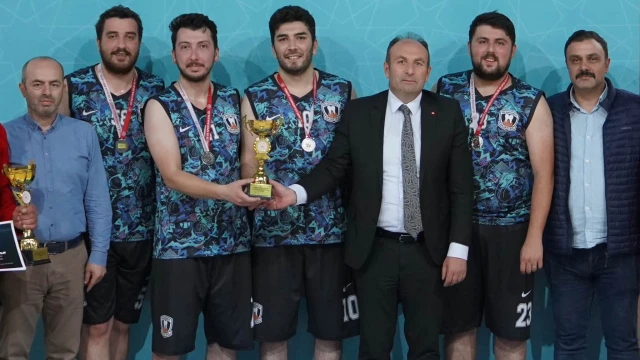 3x3 Kamu Spor Oyunları’nda Şampiyon Gümüşhane MEM — Fotoğraf 5