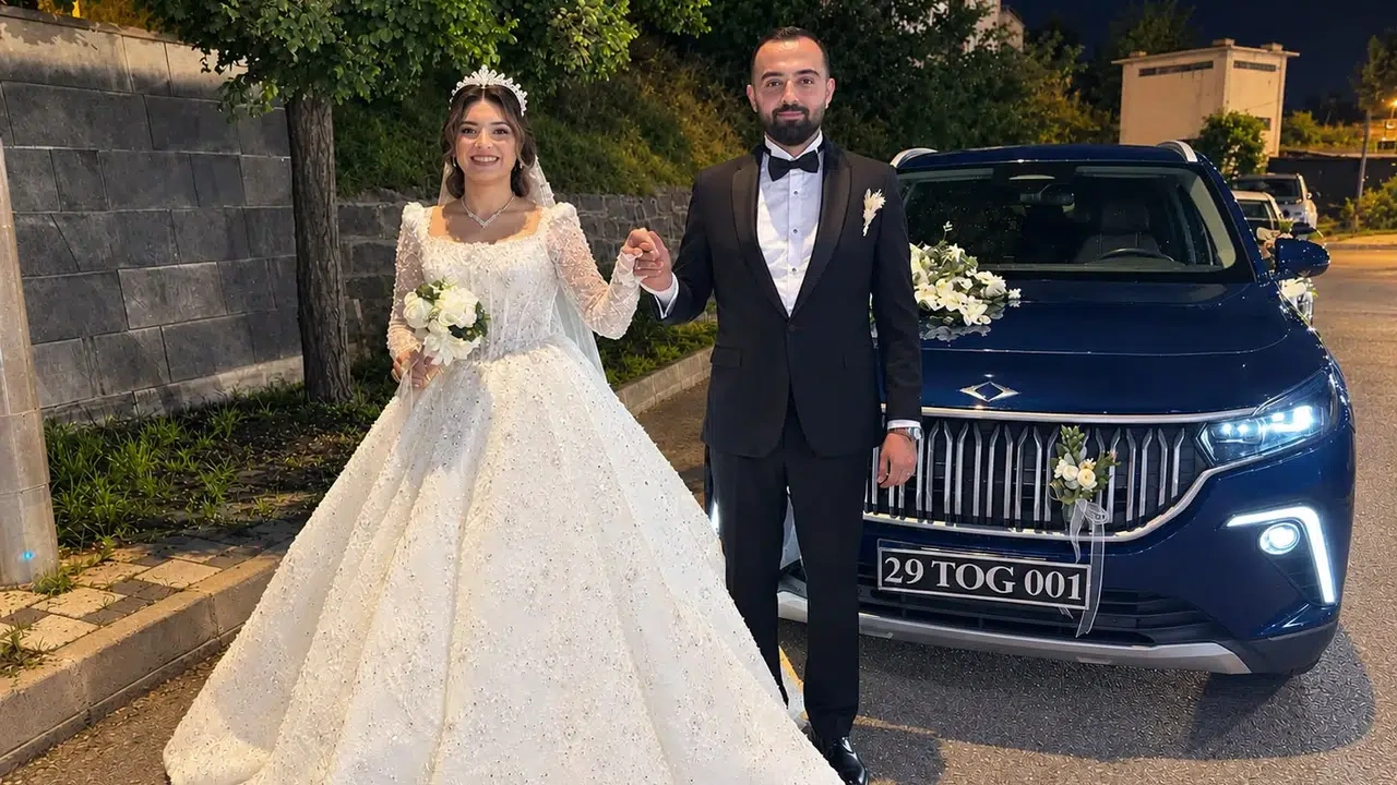 Başkan Başer, Makam Aracını Genç Çiftin Hizmetine Tahsis Etti