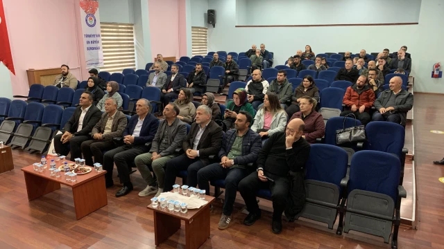 Eğitim-Bir-Sen Gümüşhane 2 No’lu Şubede Bahtiyar Çelik Güven Tazeledi — Fotoğraf 1