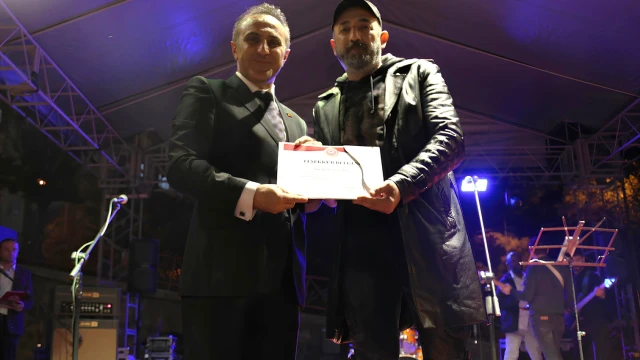 GÜ’de Yeni Eğitim-Öğretim Yılı Coşkulu Konserle Başladı — Fotoğraf 6