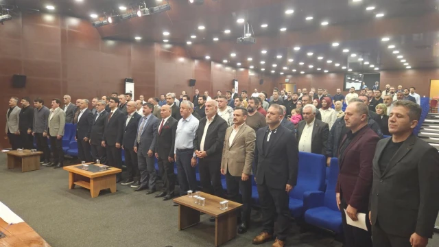 GÜM-TEK Derneğinde Tuncay Akçay Güven Tazeledi — Fotoğraf 2