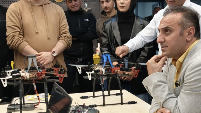 Gümüşhane Üniversitesi Gençlerine Dev İmkan: Hayaller Bu Atölyede Ürüne Dönüşecek — Fotoğraf 12