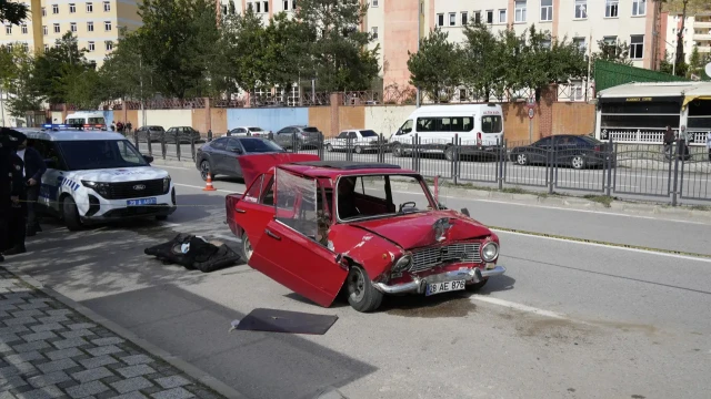 Gümüşhane’de Belediye Otobüsüne Çarpan Otomobildeki 2 Kişi Yaralandı — Fotoğraf 4