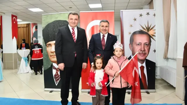Gümüşhane'de Cumhuriyet'in 103'üncü Yıl Dönümü Resepsiyonu — Fotoğraf 2